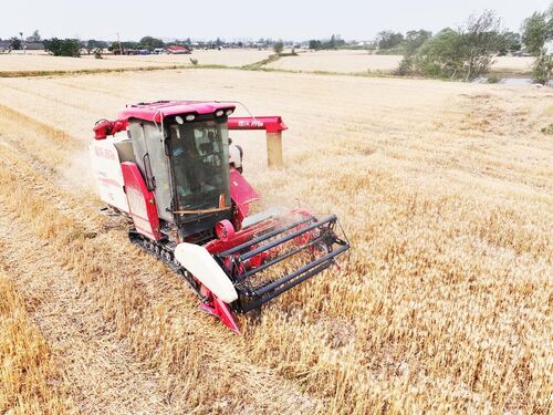 último caso de la compañía sobre Pull Control Cable Application In A Combine Harvester