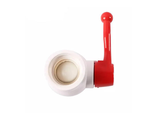 2 Dirección recta a través del tipo de válvula de bolas de PVC manual UPVC flujo de agua de control fijo