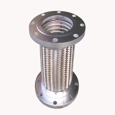 El material utilizado para la fabricación de las bombas de combustible es el carbono.
