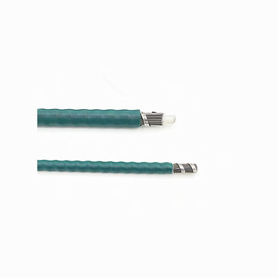 Conducto resistente a altas y bajas temperaturas con revestimiento interno de nylon para cables de vehículos