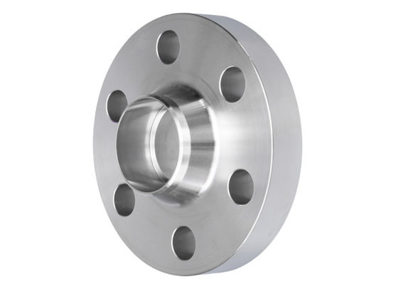 Flange de soldadura de trasero 2 Una brida de soldadura de trasero de cuello tiene un cuello en forma de cono soldado a una tubería o cilindro